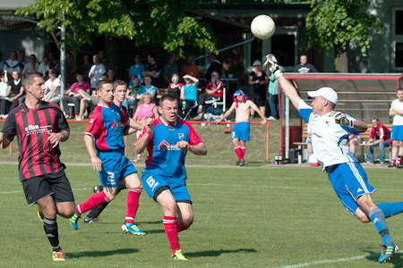 Fussball & Outdoor gegen die Wintersmüdigkeit